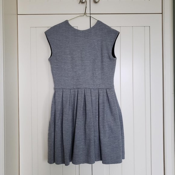 Grey Aritzia Talula Waldorf Sleeveless Dress - Picture 2 of 6